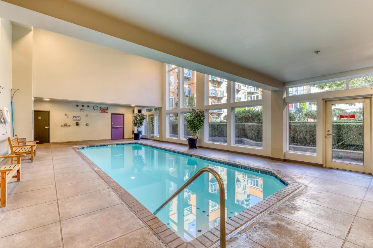 Belltown Court Sunset Suite Seattle Exterior photo