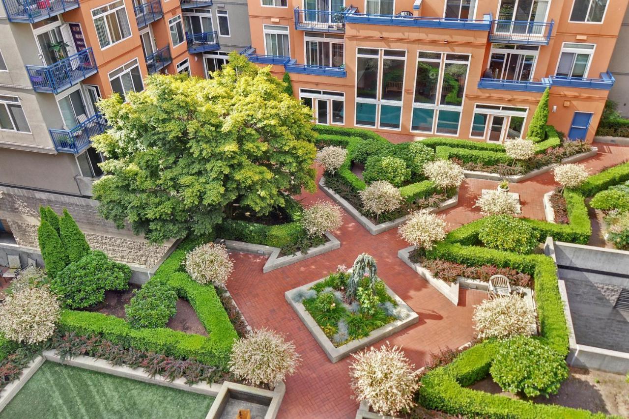 Belltown Court Sunset Suite Seattle Exterior photo