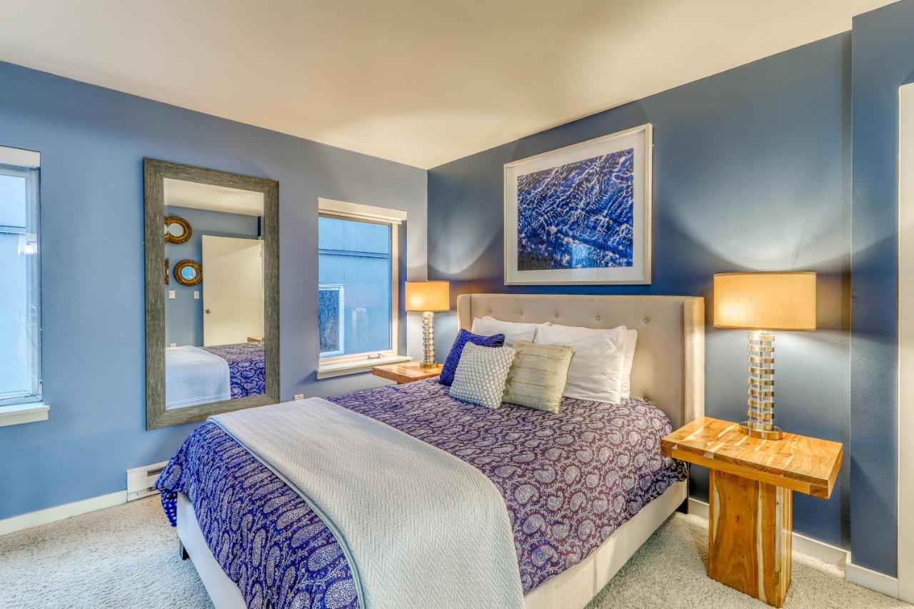 Belltown Court Sunset Suite Seattle Exterior photo